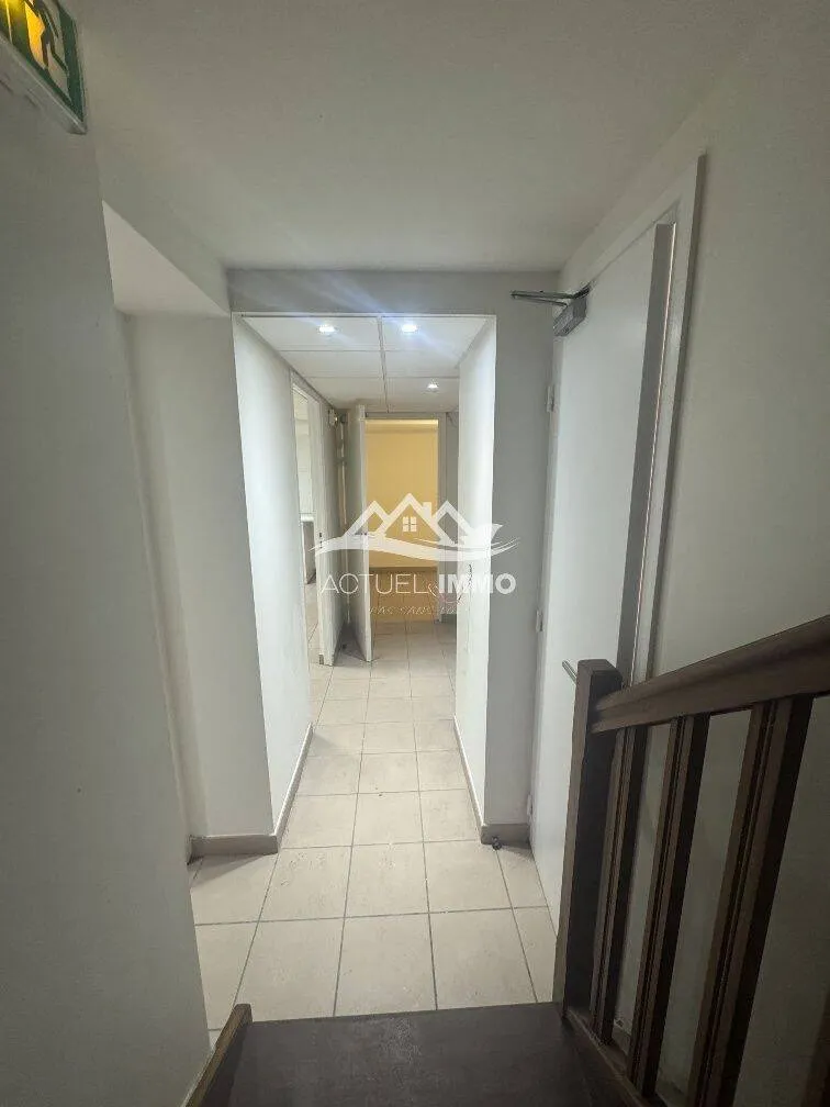 Immeuble 260 m² - Photo 1