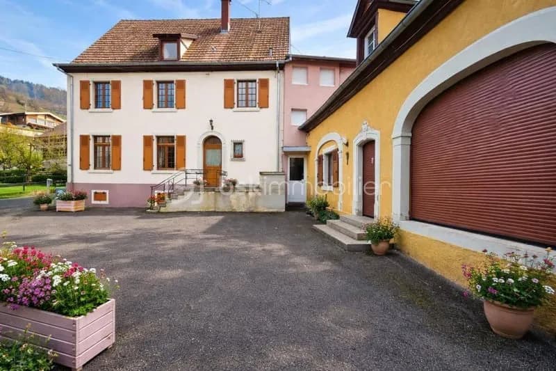 Immeuble de rapport 17 pièces 308 m² - Photo 1