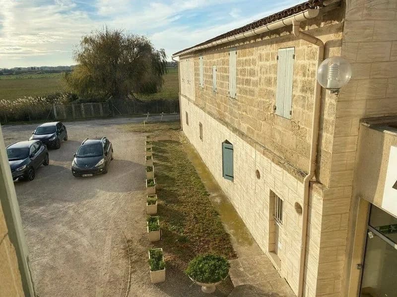 Immeuble mixte 4400 m² - Photo 1