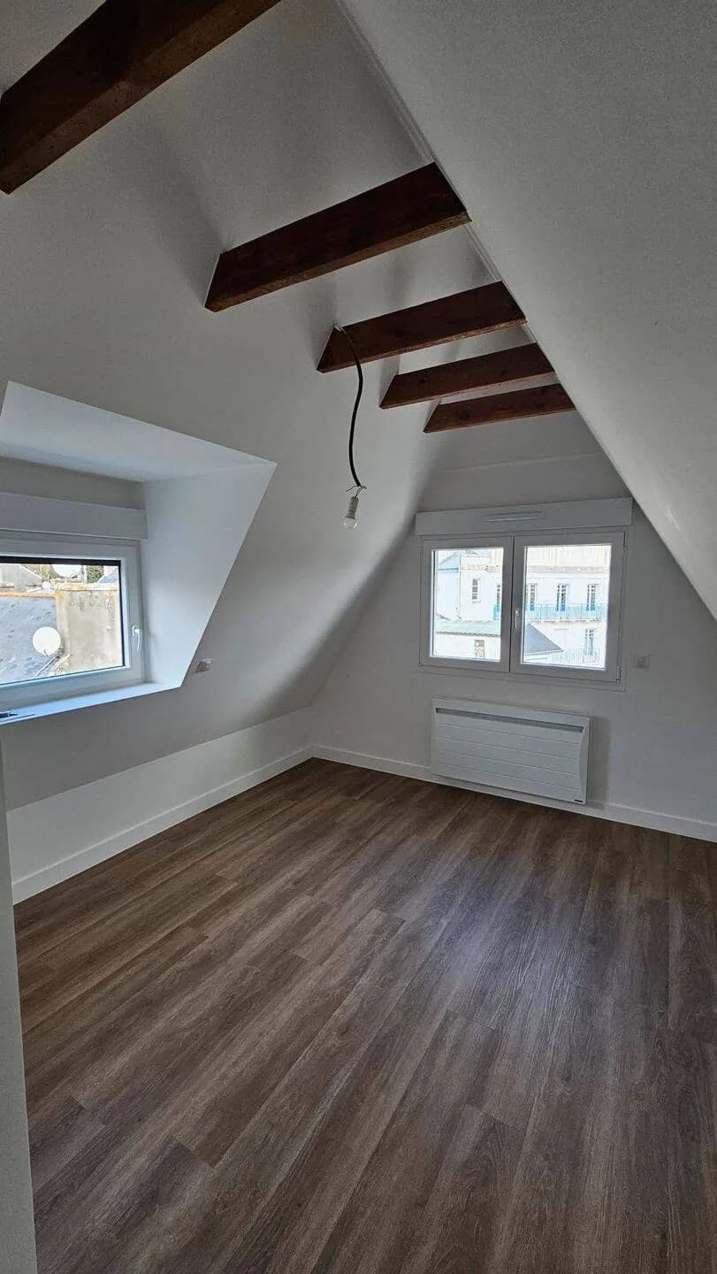 Immeuble 10 pièces 270 m² - Photo 1