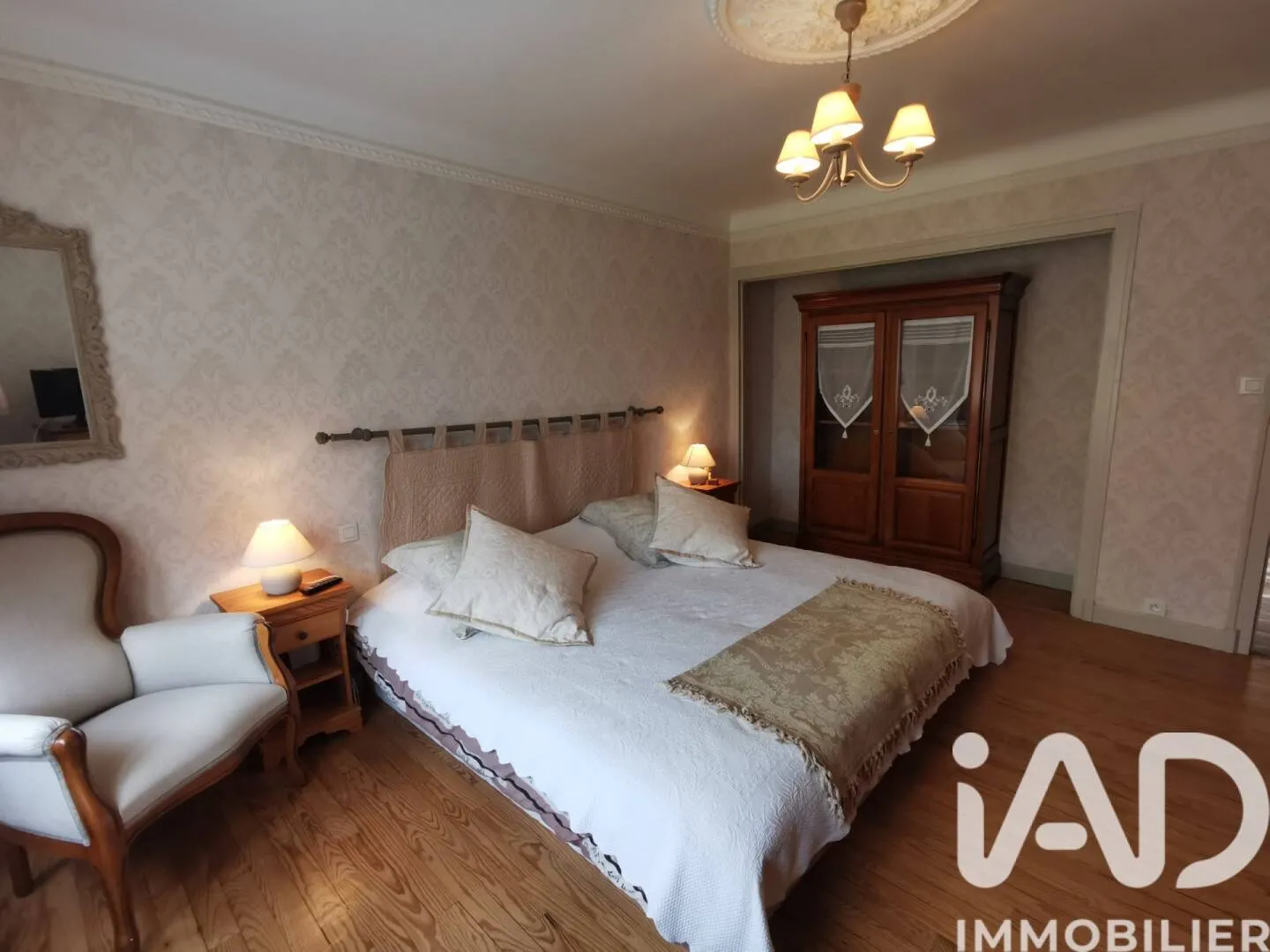 Immeuble 273 m² - Photo 1