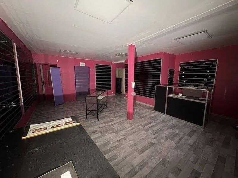 Immeuble 287 m² - Photo 1