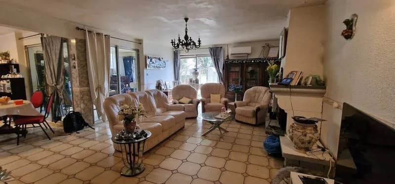 Immeuble 290 m² - Photo 1