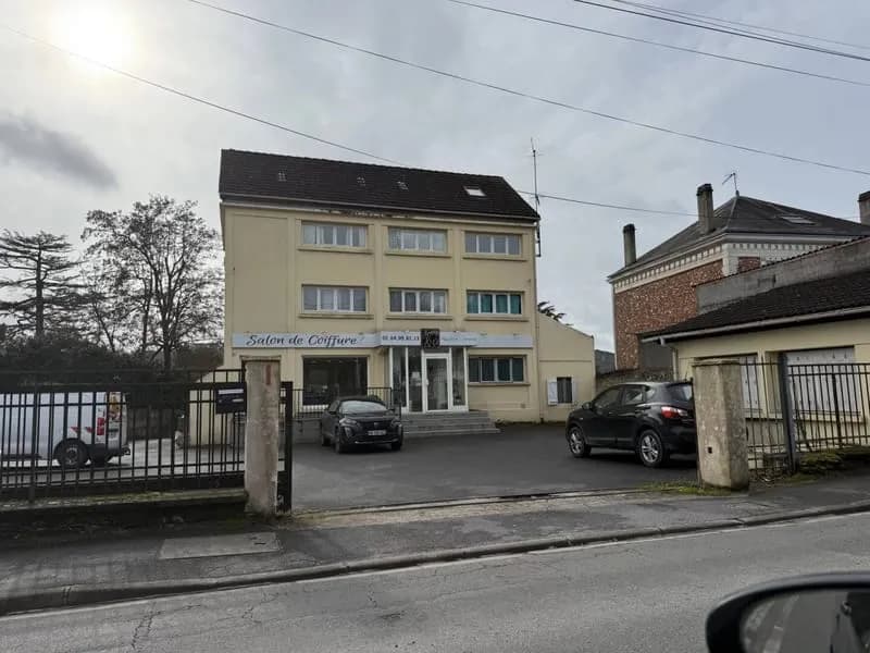 Immeuble de rapport 306 m² - Photo 1