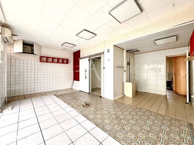 Immeuble 4 pièces 220 m² - Photo 1