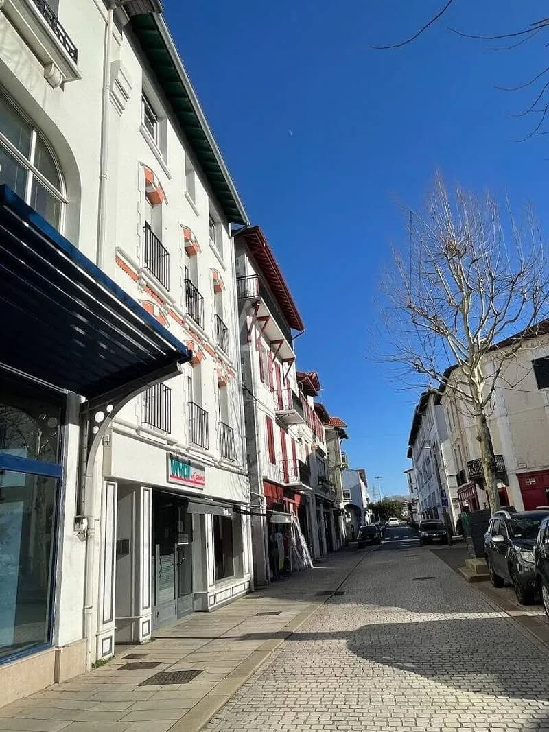 Immeuble 340 m² - Photo 1
