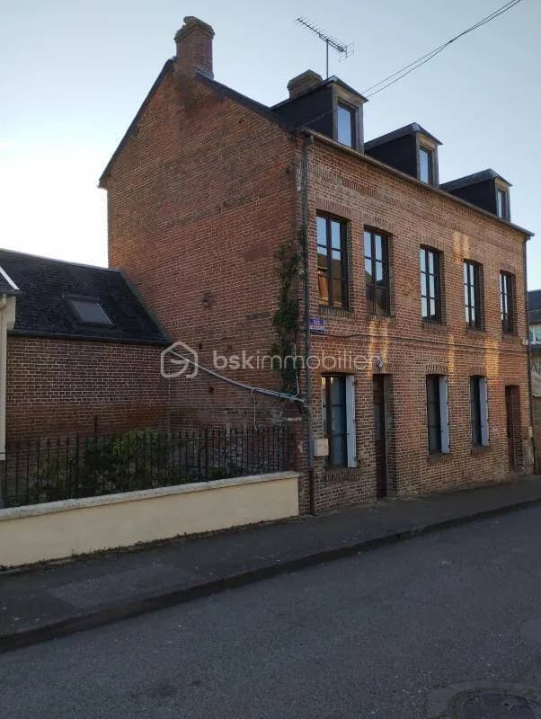 Immeuble 155 m² - Photo 1