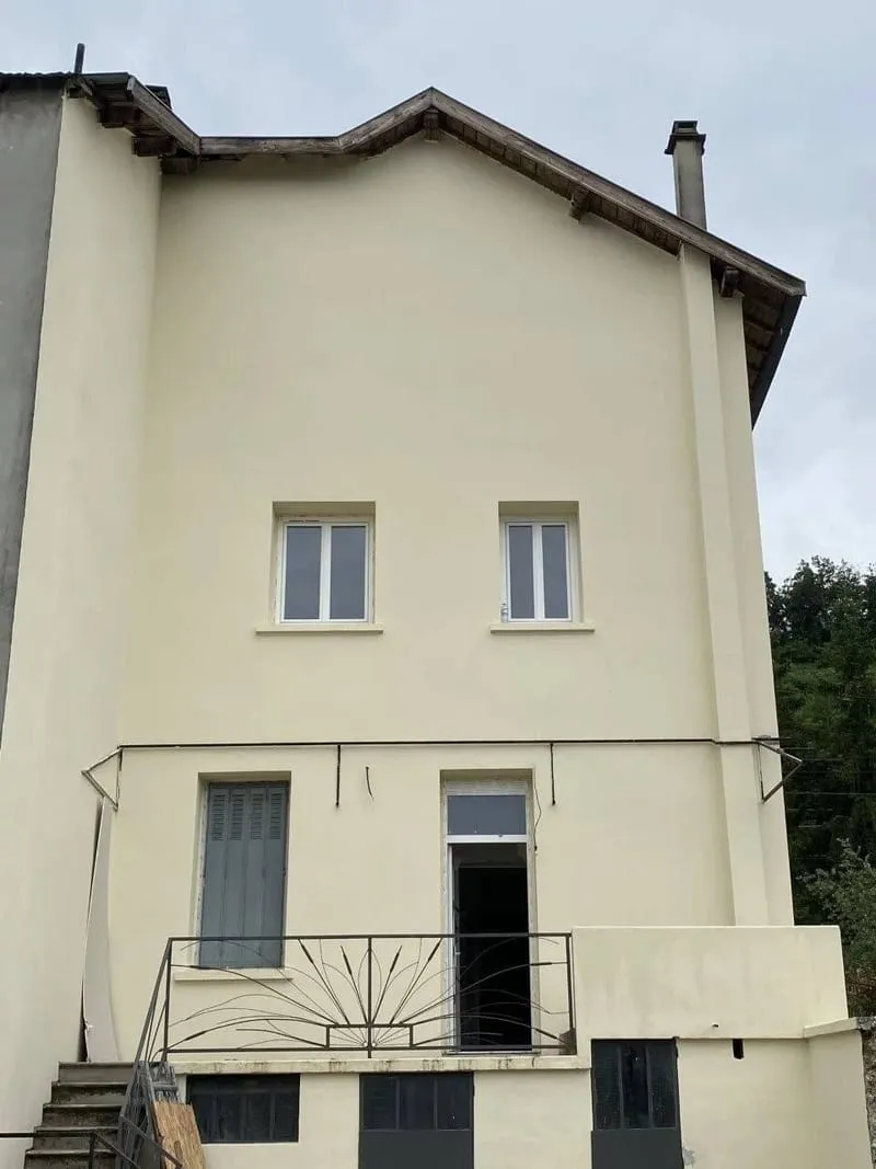 Immeuble 144 m² - Photo 1