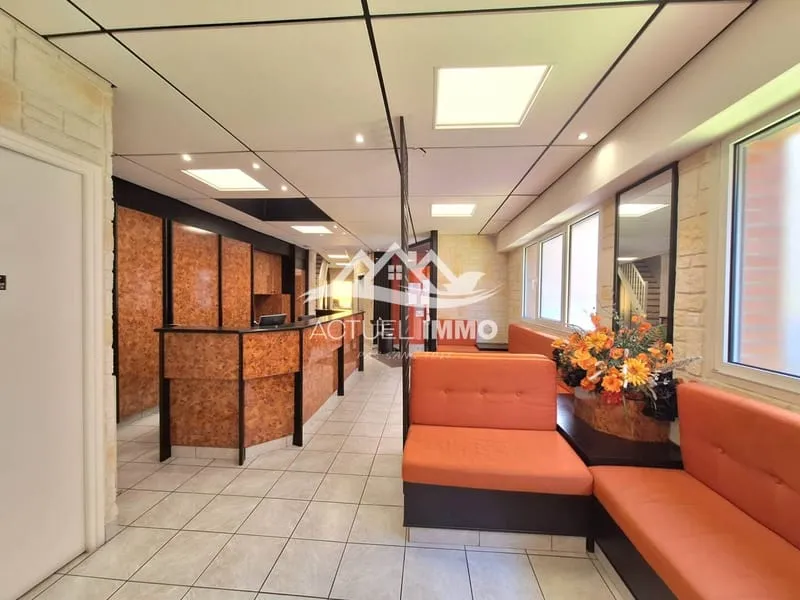 Immeuble 225 m² - Photo 1