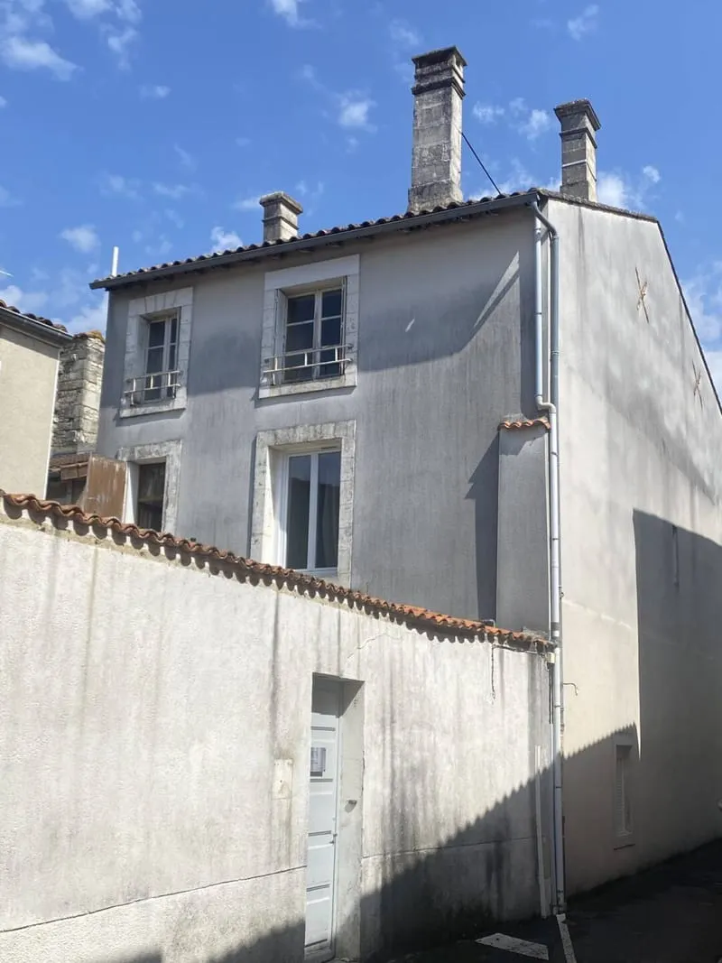 Immeuble de rapport 8 pièces 232 m² - Photo 1