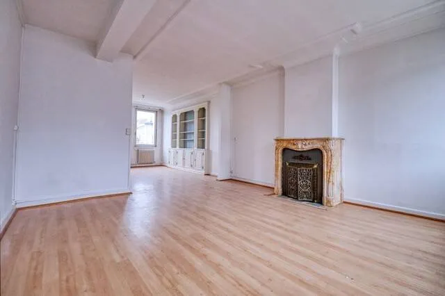 Immeuble 230 m² - Photo 1