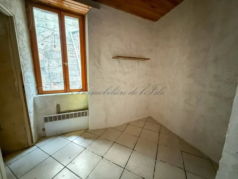 Immeuble 160 m² - Photo 1