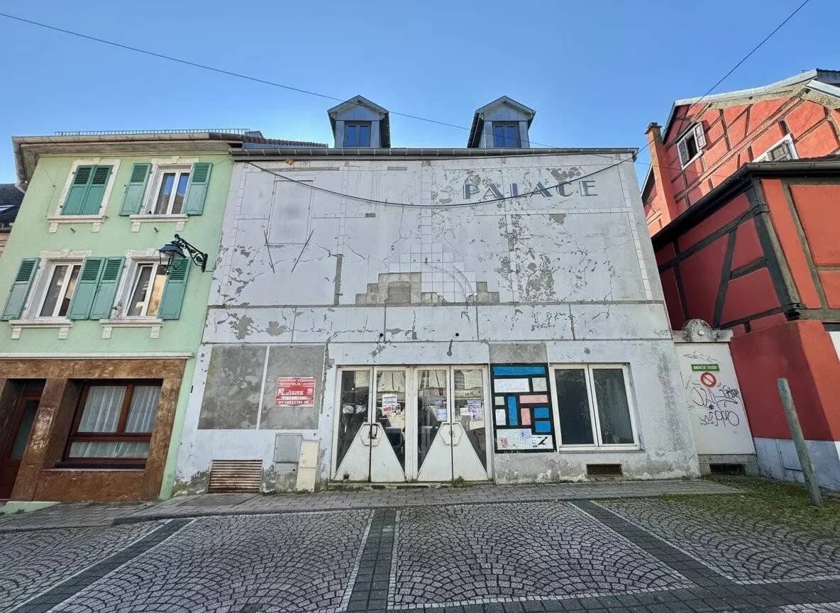 Immeuble 400 m² - Photo 1