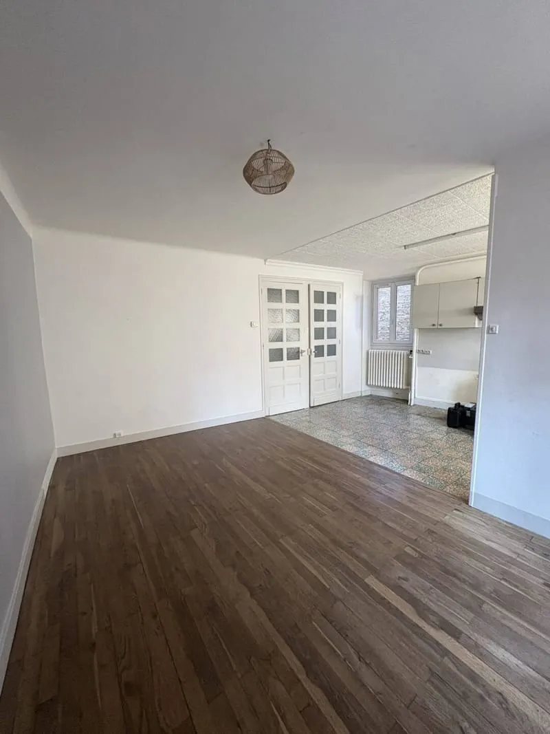 Immeuble 213 m² - Photo 1