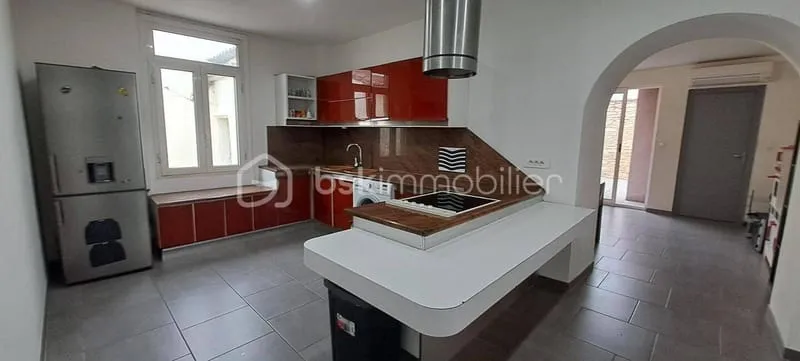 Immeuble 175 m² - Photo 1