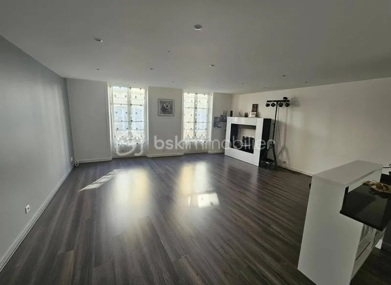 Immeuble 280 m² - Photo 1