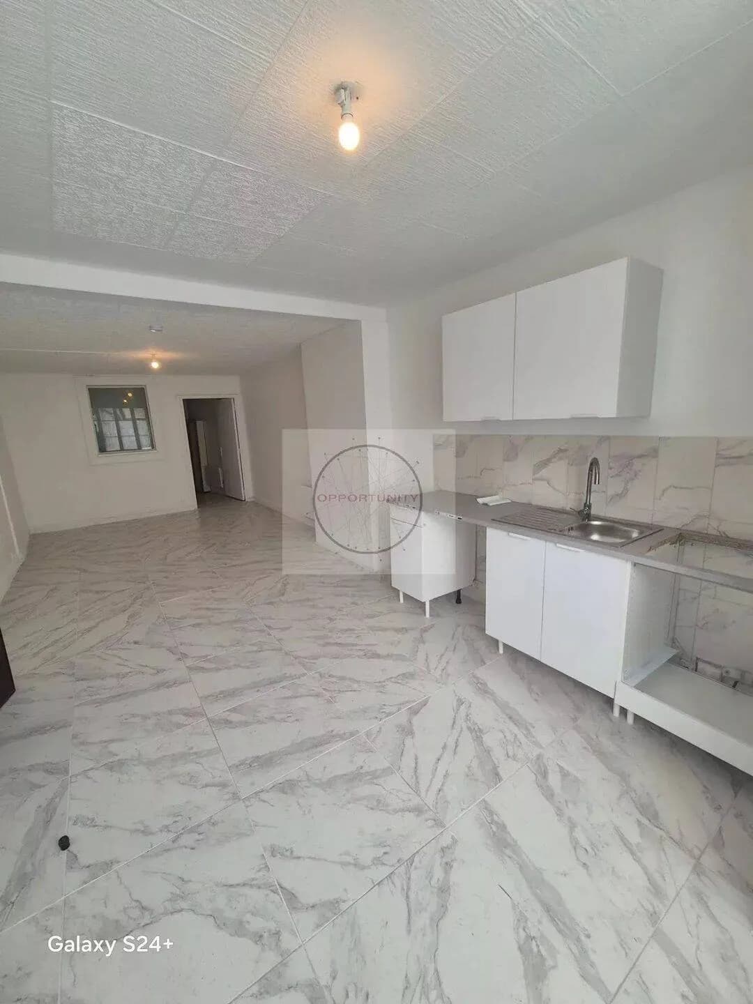 Immeuble 200 m² - Photo 1