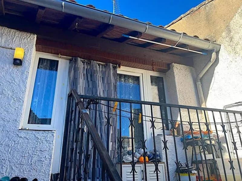 Immeuble 87 m² - Photo 1