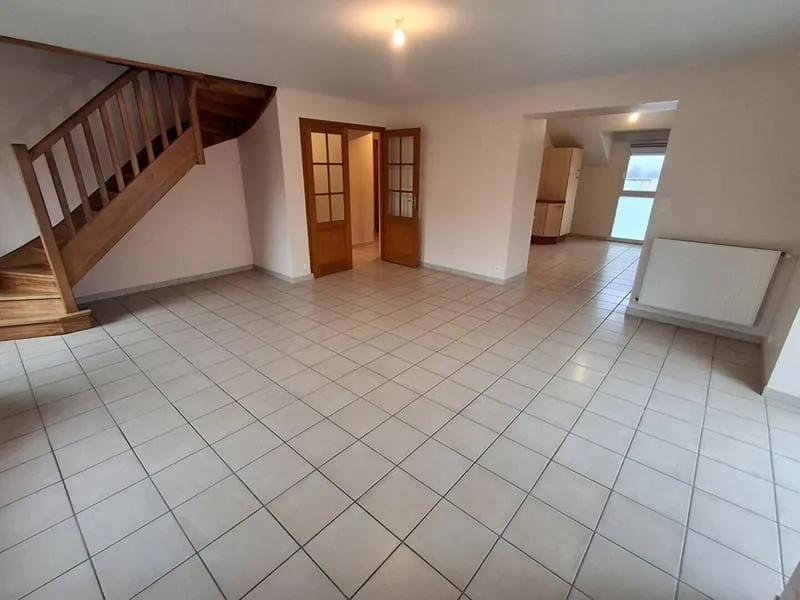 Immeuble 214 m² - Photo 1
