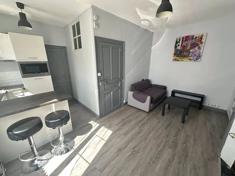 Immeuble 71 m² - Photo 1