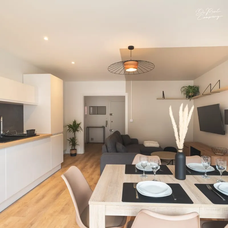 Immeuble 5 pièces 150 m² - Photo 1