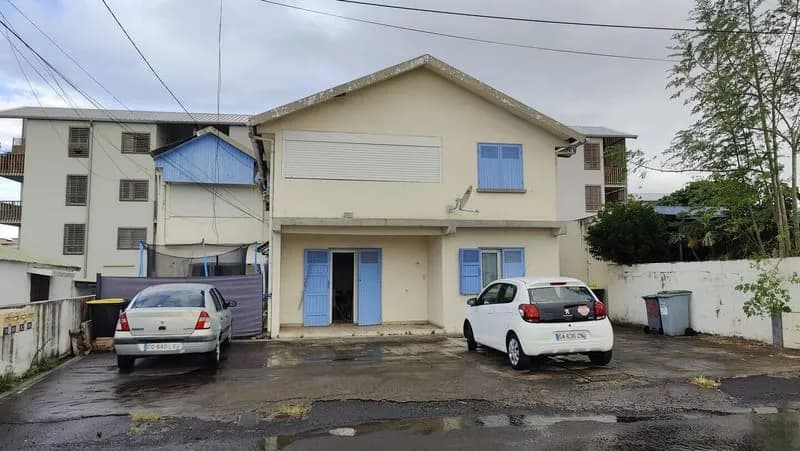 Immeuble de rapport 12 pièces 240 m² - Photo 1