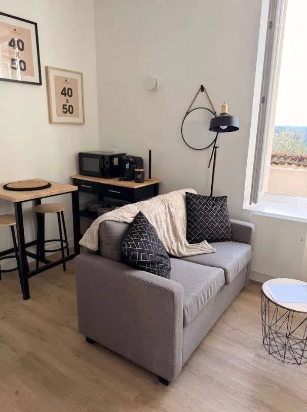 Immeuble 1 pièce 83 m² - Photo 1