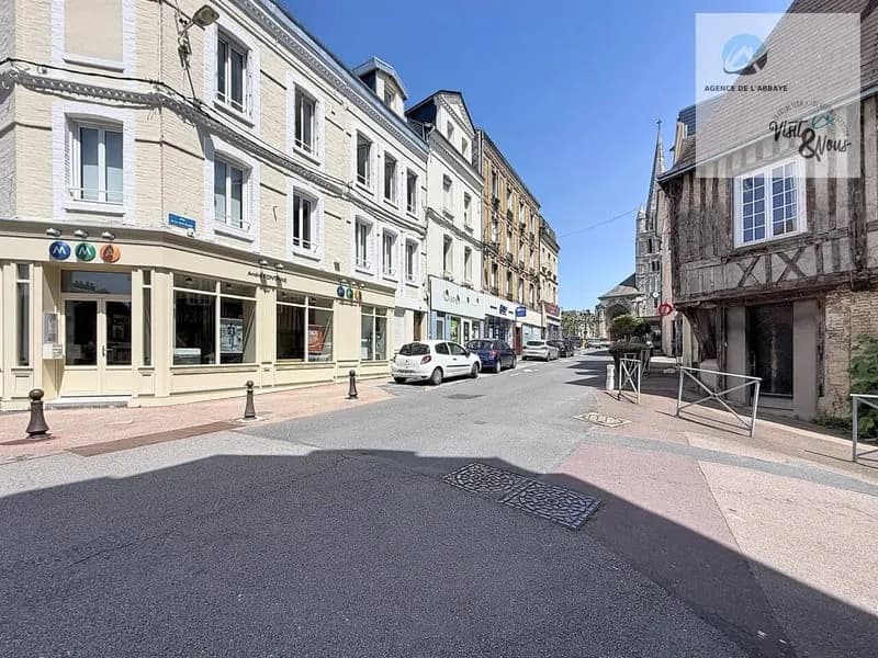 Immeuble 153 m² - Photo 1