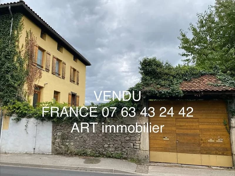 Immeuble 157 m² - Photo 1