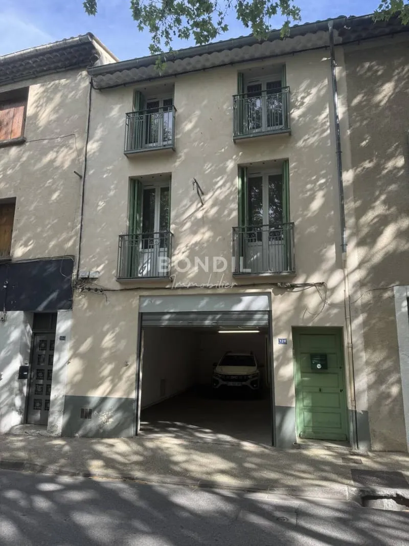 Immeuble 137 m² - Photo 1