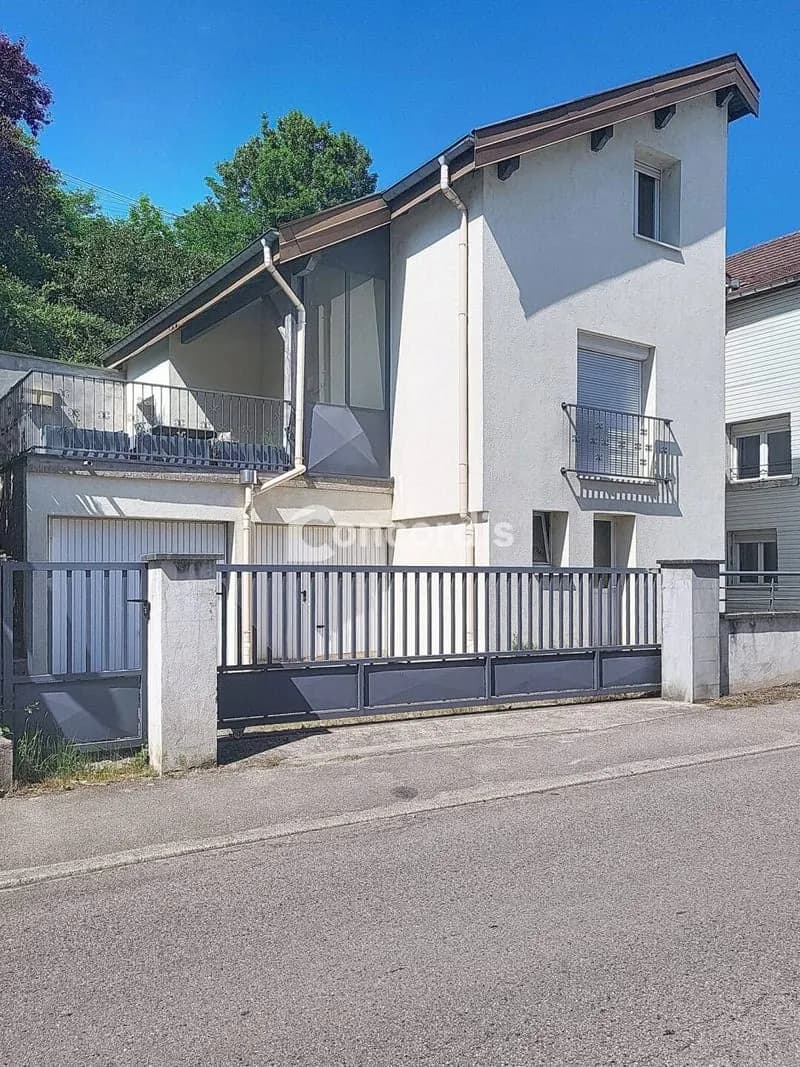 Immeuble 110 m² - Photo 1