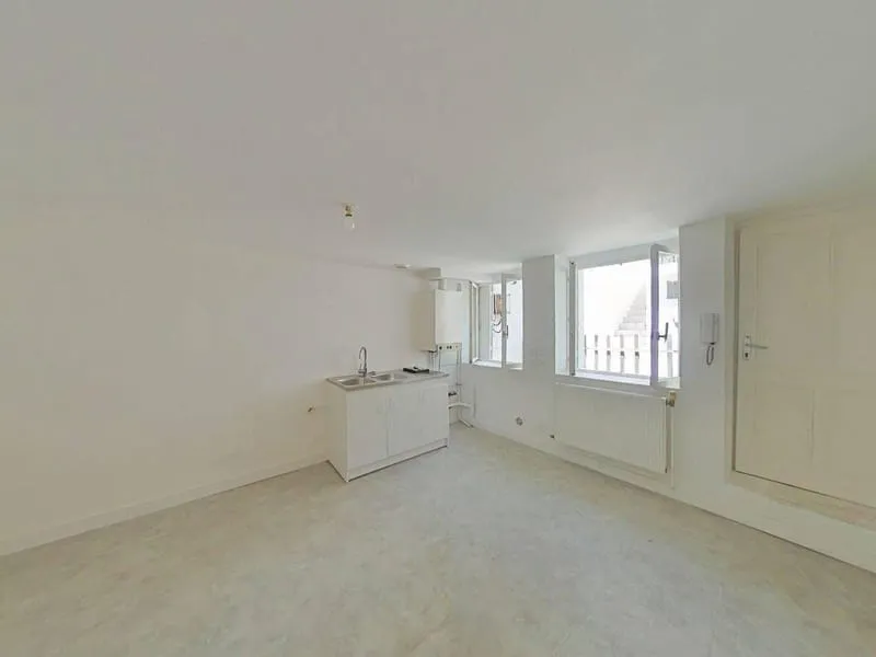 Immeuble 240 m² - Photo 1