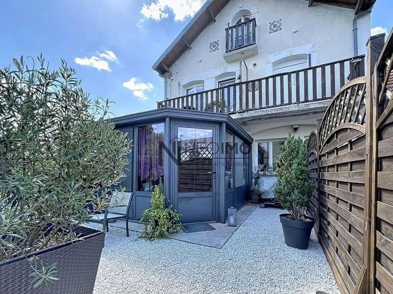 Immeuble de rapport 138 m² - Photo 1
