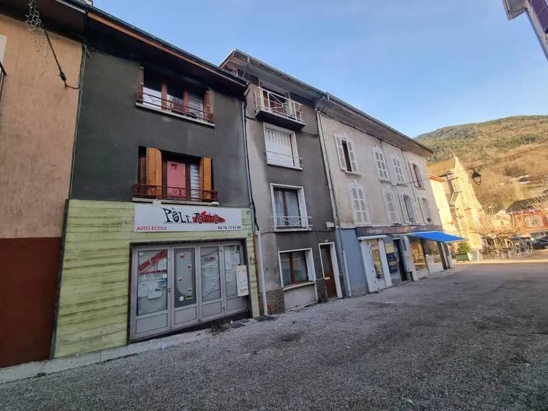 Immeuble de rapport 158 m² - Photo 1