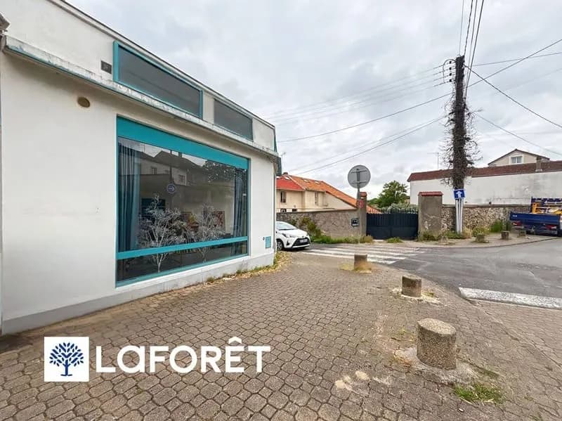 Immeuble 209 m² - Photo 1