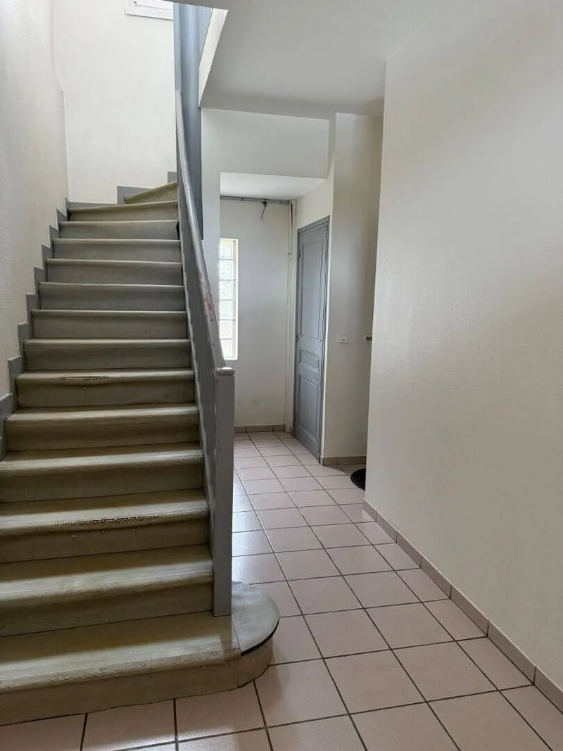 Immeuble 274 m² - Photo 1
