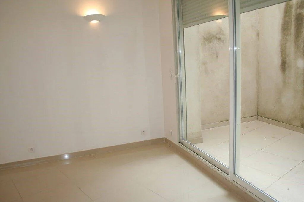 Immeuble 2300 m² - Photo 1
