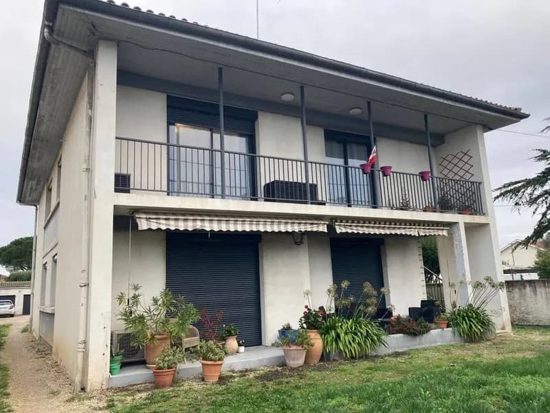 Immeuble de rapport 234 m² - Photo 1