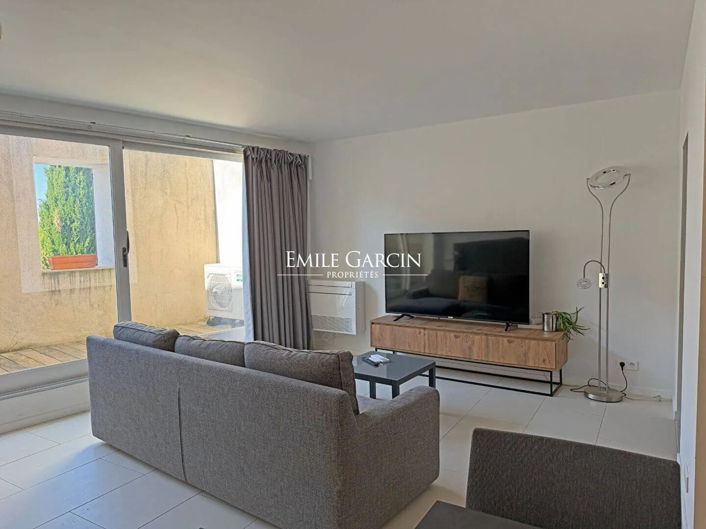 Immeuble 340 m² - Photo 1