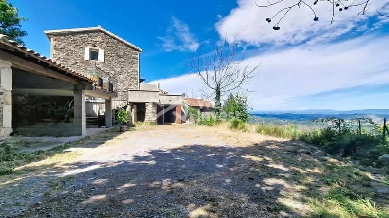 Immeuble 141 m² - Photo 1