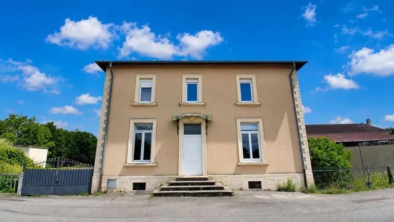 Immeuble 225 m² - Photo 1