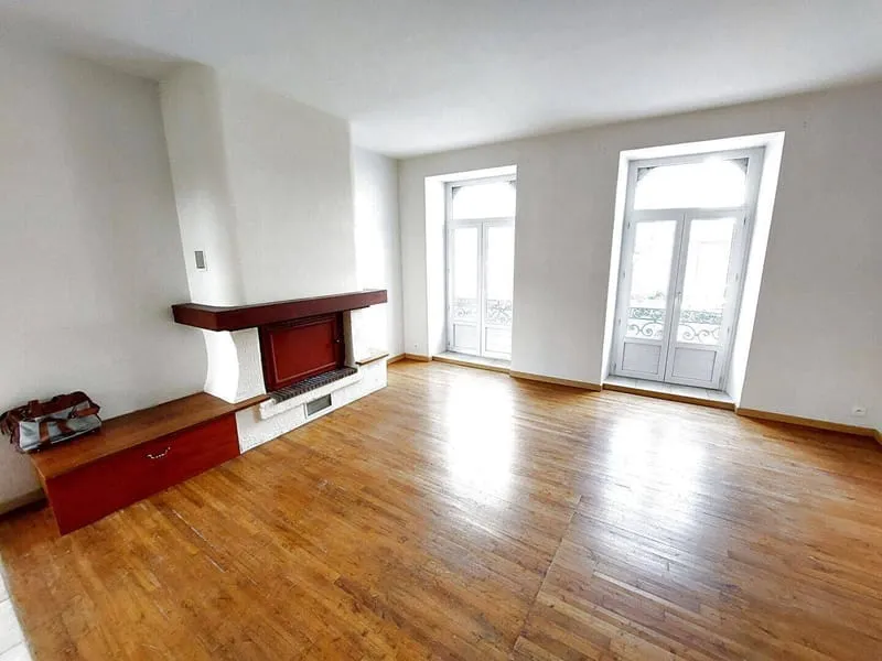 Immeuble 150 m² - Photo 1