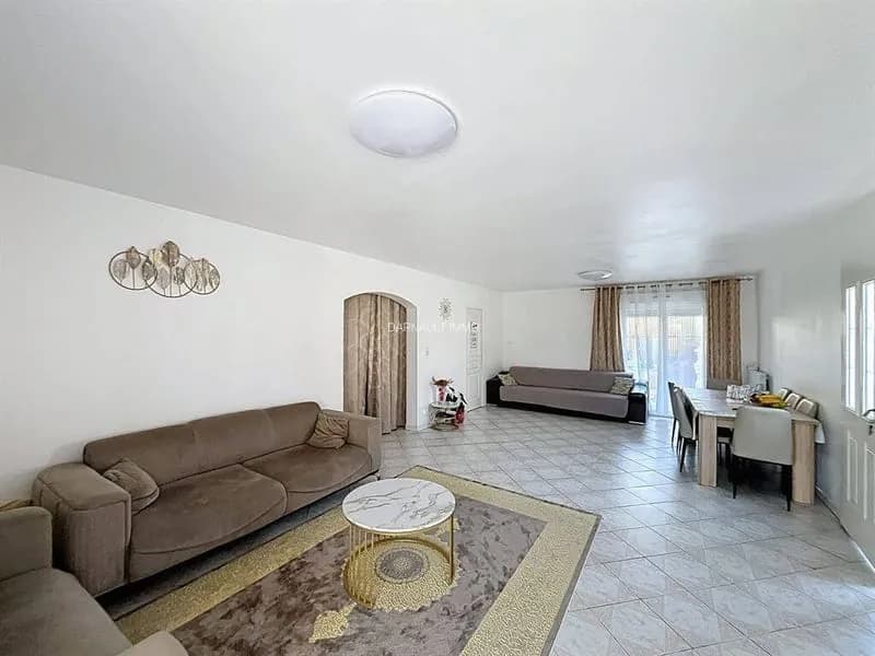 Immeuble 421 m² - Photo 1