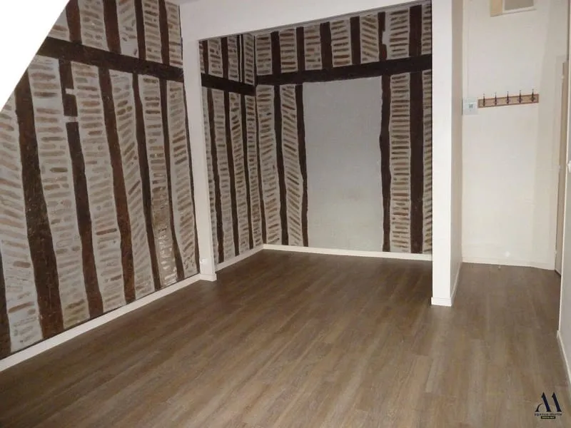 Immeuble 204 m² - Photo 1