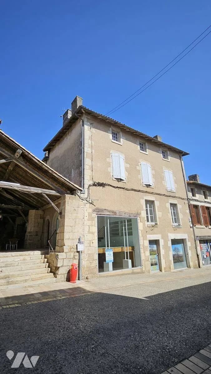 Immeuble de rapport 137 m² - Photo 1