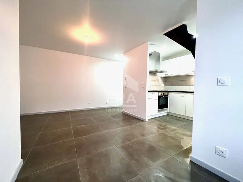 Immeuble 201 m² - Photo 1