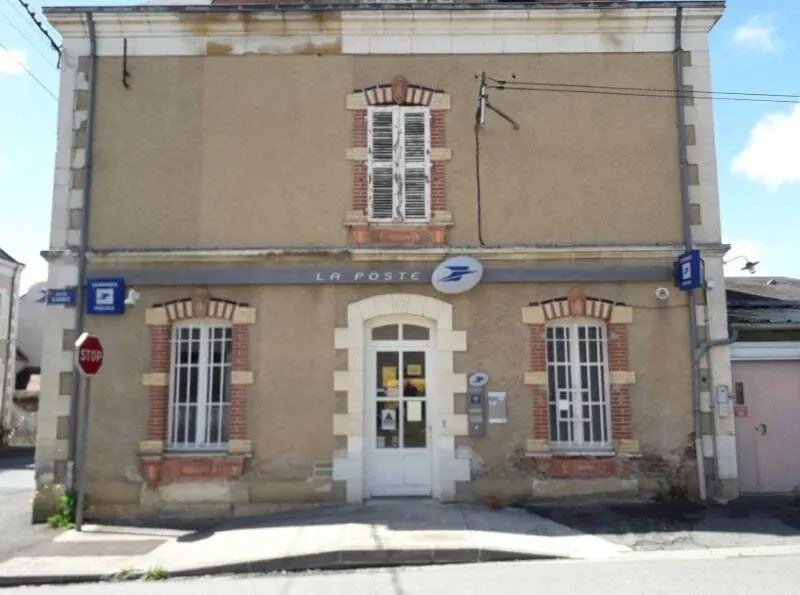 Immeuble 240 m² - Photo 1