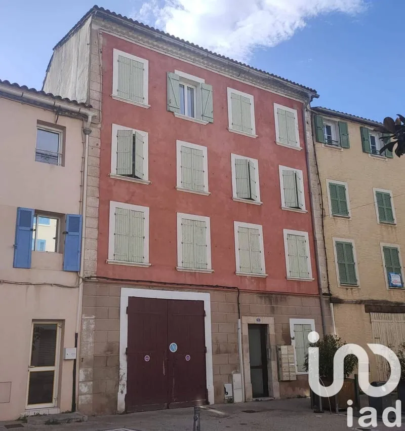 Immeuble 770 m² - Photo 1