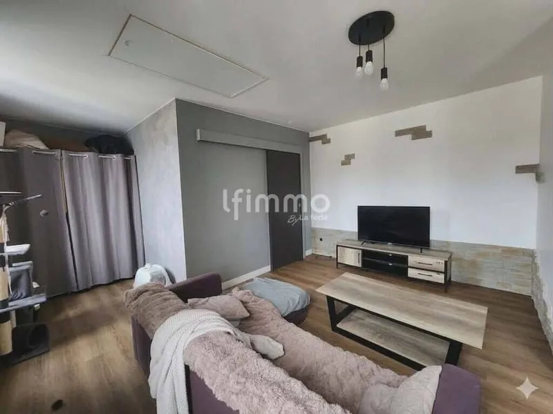 Immeuble 125 m² - Photo 1