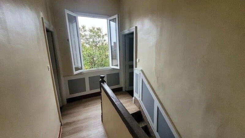 Immeuble 190 m² - Photo 1
